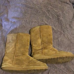 Kids Bearpaw Boots Hickory Color